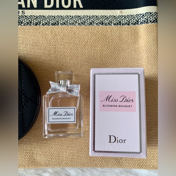 NEW Dior Bundle Dioriviera Drawstring Bag+Compact Mirror+Pouch+Miss Dior - Picture 7 of 16